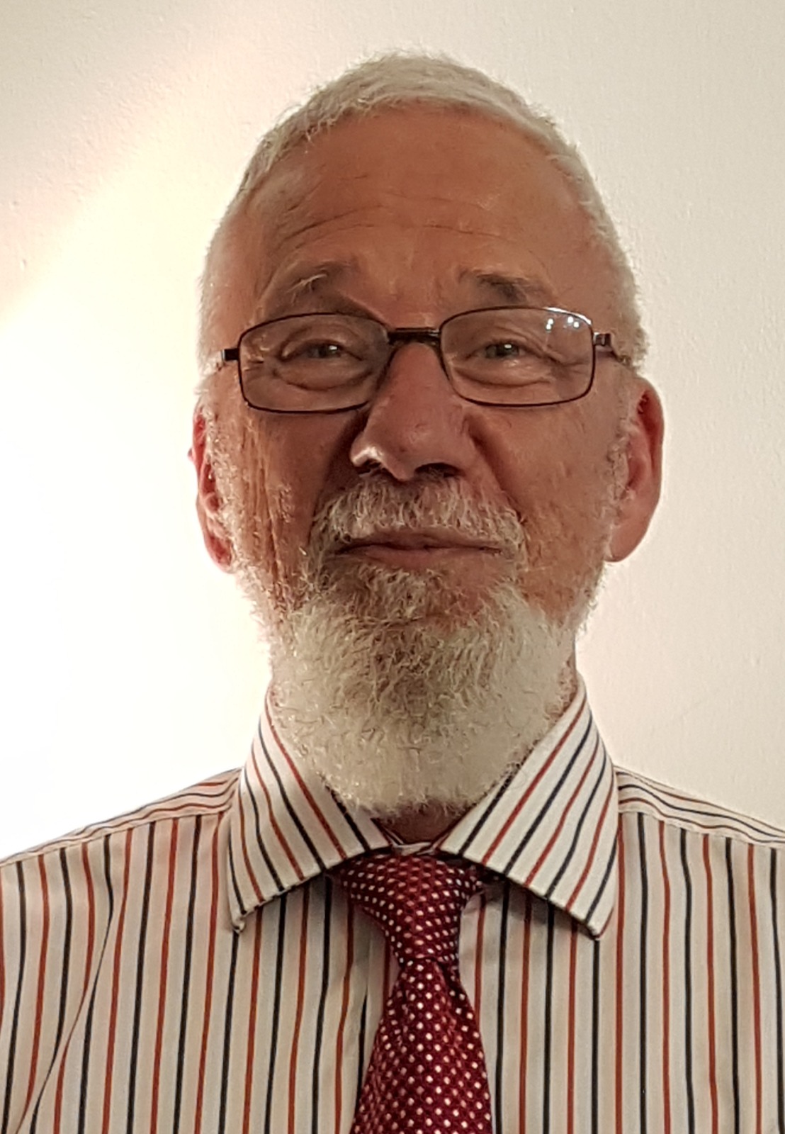 Dr. Paul Skett